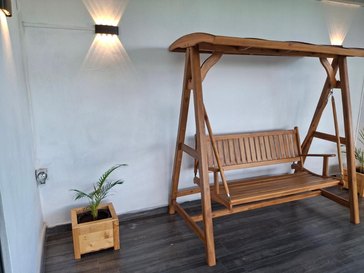 The Palms Property - Ferienwohnung Long Mountain