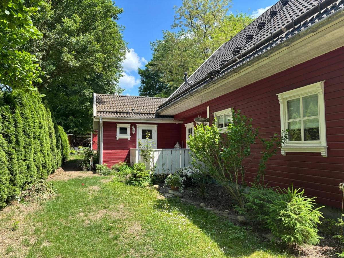 Toms Stuga Ferienwohnung - B&B