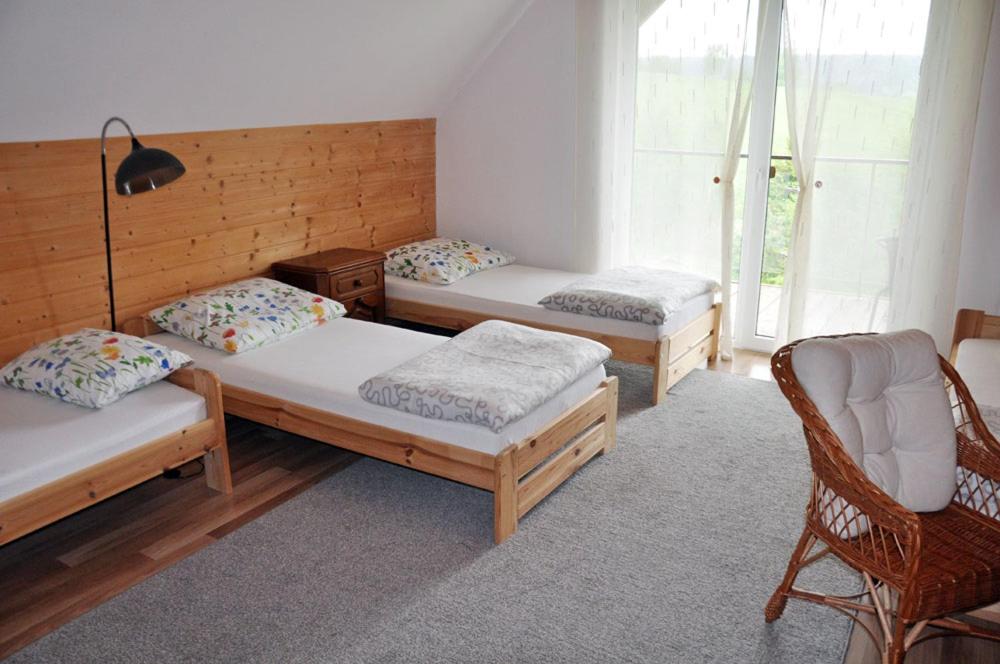 Vierbettzimmer mit Balkon