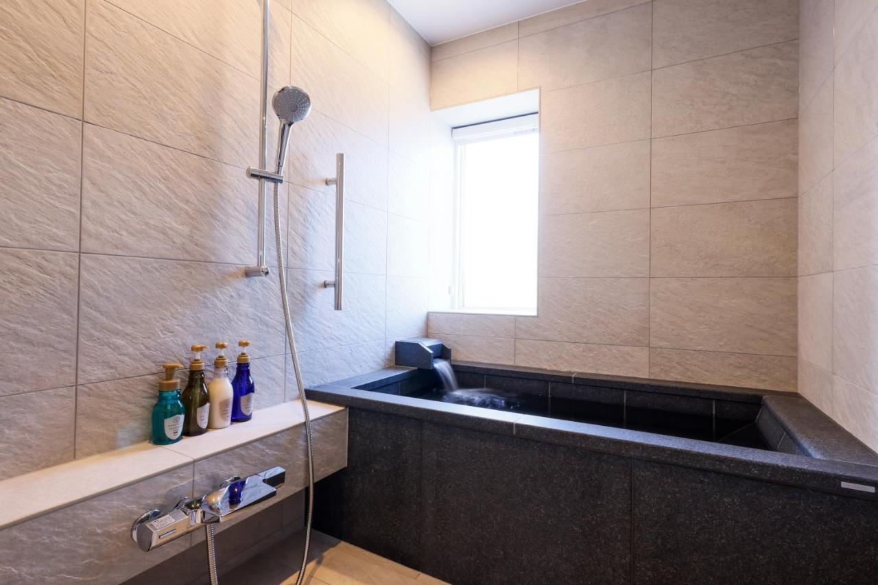 Japanese-Western style room with indoor hot spring bath "Yuzora"
