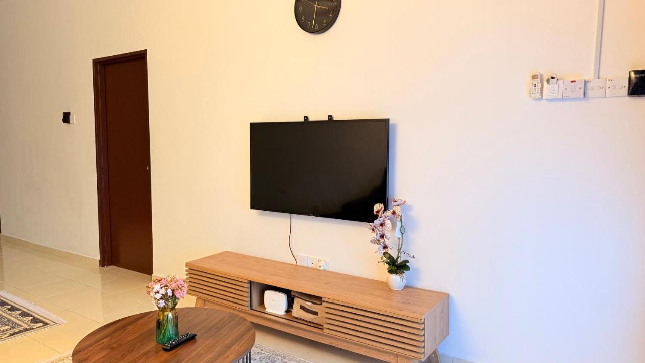 Ucu Homestay Teluk Kemang - Ferienwohnung Port Dickson