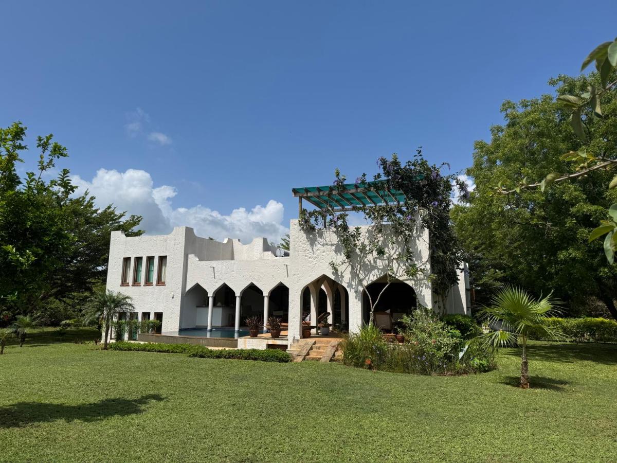 Van Vliet Villa, 4 bedroom at Vipingo Ridge Golf Resort Kenya - Ferienwohnung Kilifi