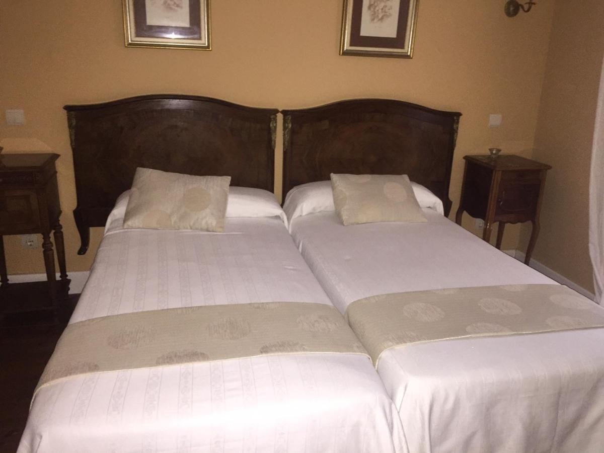 Double or Twin Room with Shower