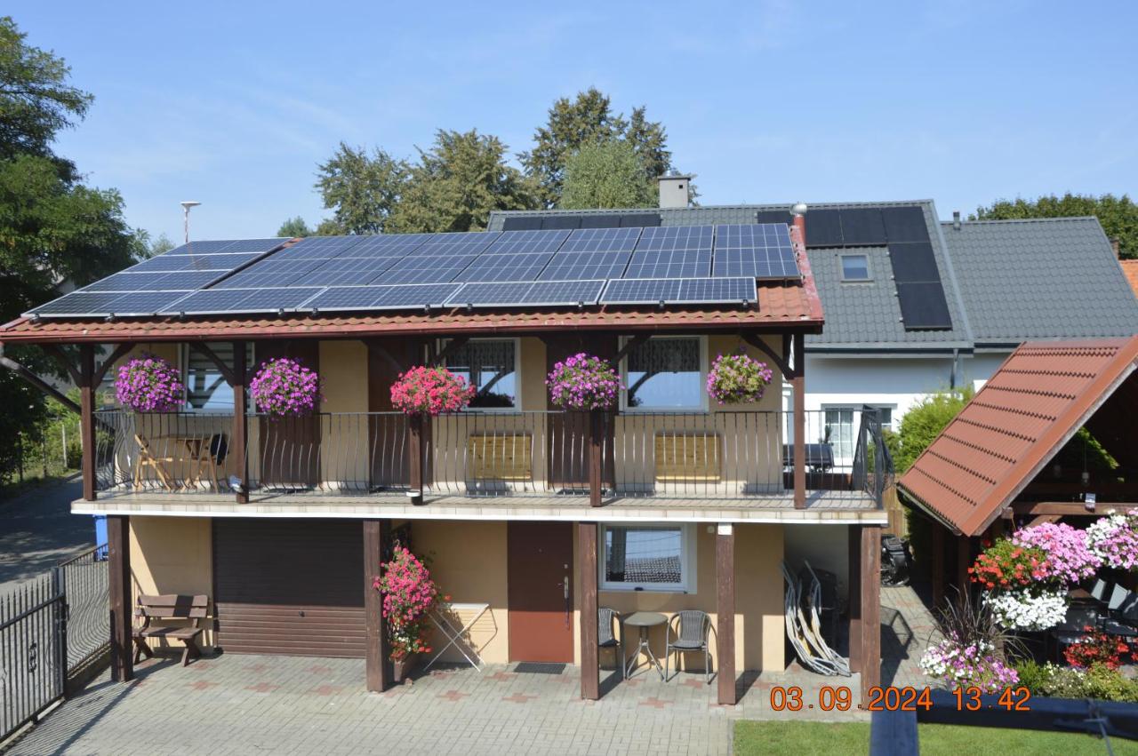 Apartamenty i pokoje u Kryni - B&B