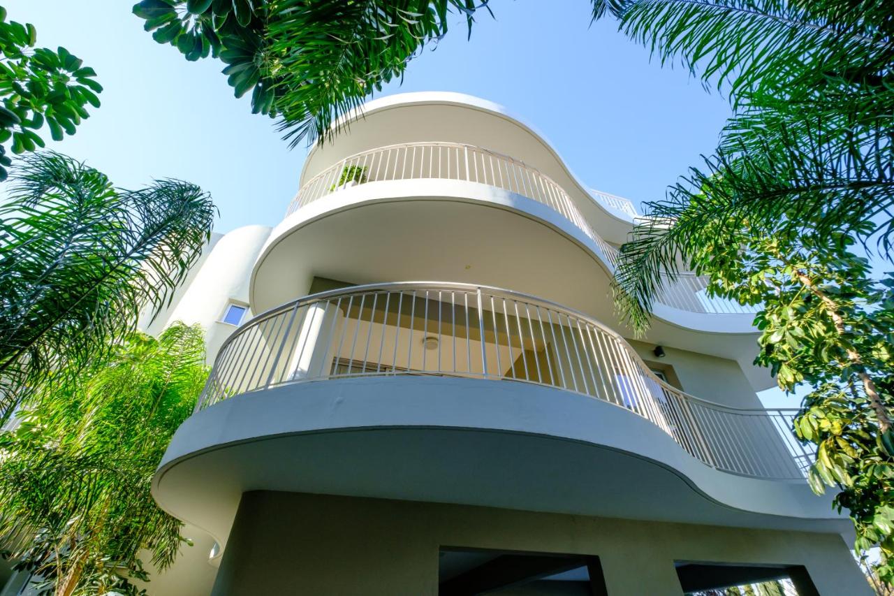 Latitudes 1 Bedroom Apartment - B&B