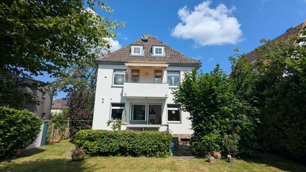 Helle Ferienwohnung Aachen Süd - B&B