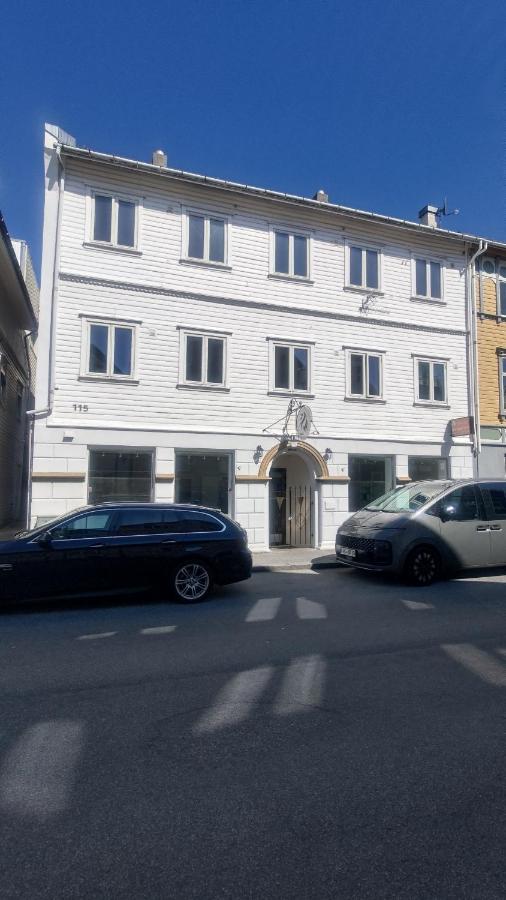 Apartamento de 2 dormitorios con vistas parciales al océano