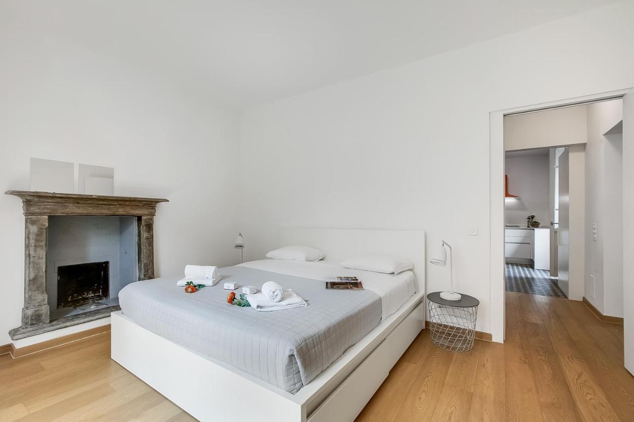 One-Bedroom Apartment with Terrace