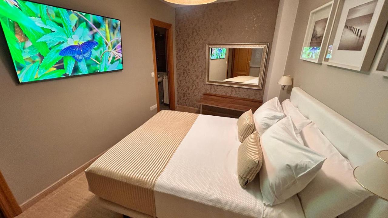 Piso Zentro Calatayud - B&B
