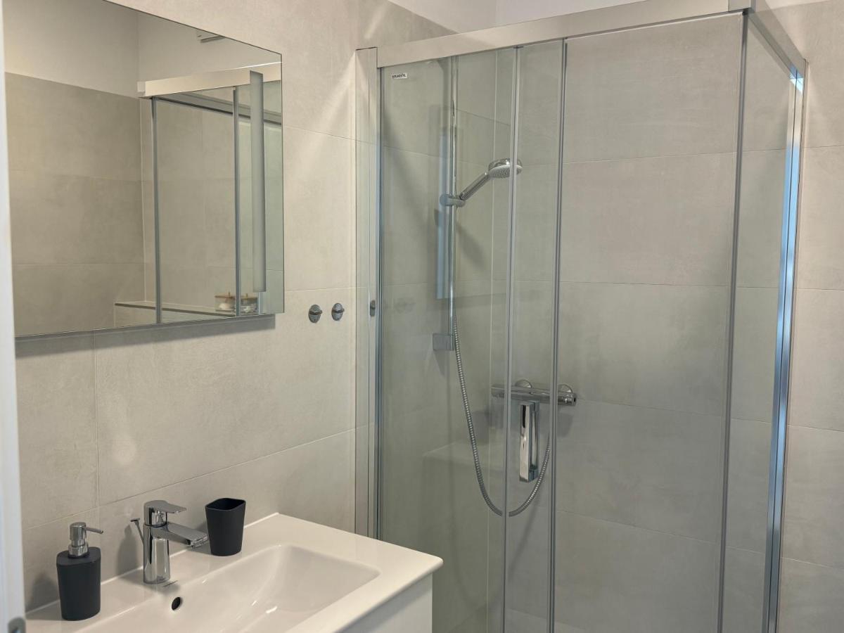 Appartamento con 1 Camera da Letto e Vista Mare 