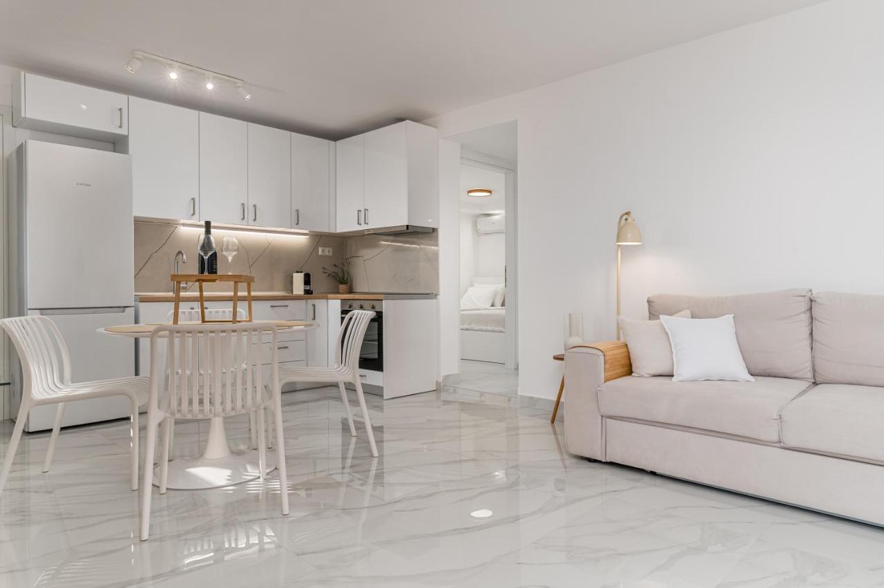 Blue and Green infinity - Chambres d’hôtes Agía Paraskeví