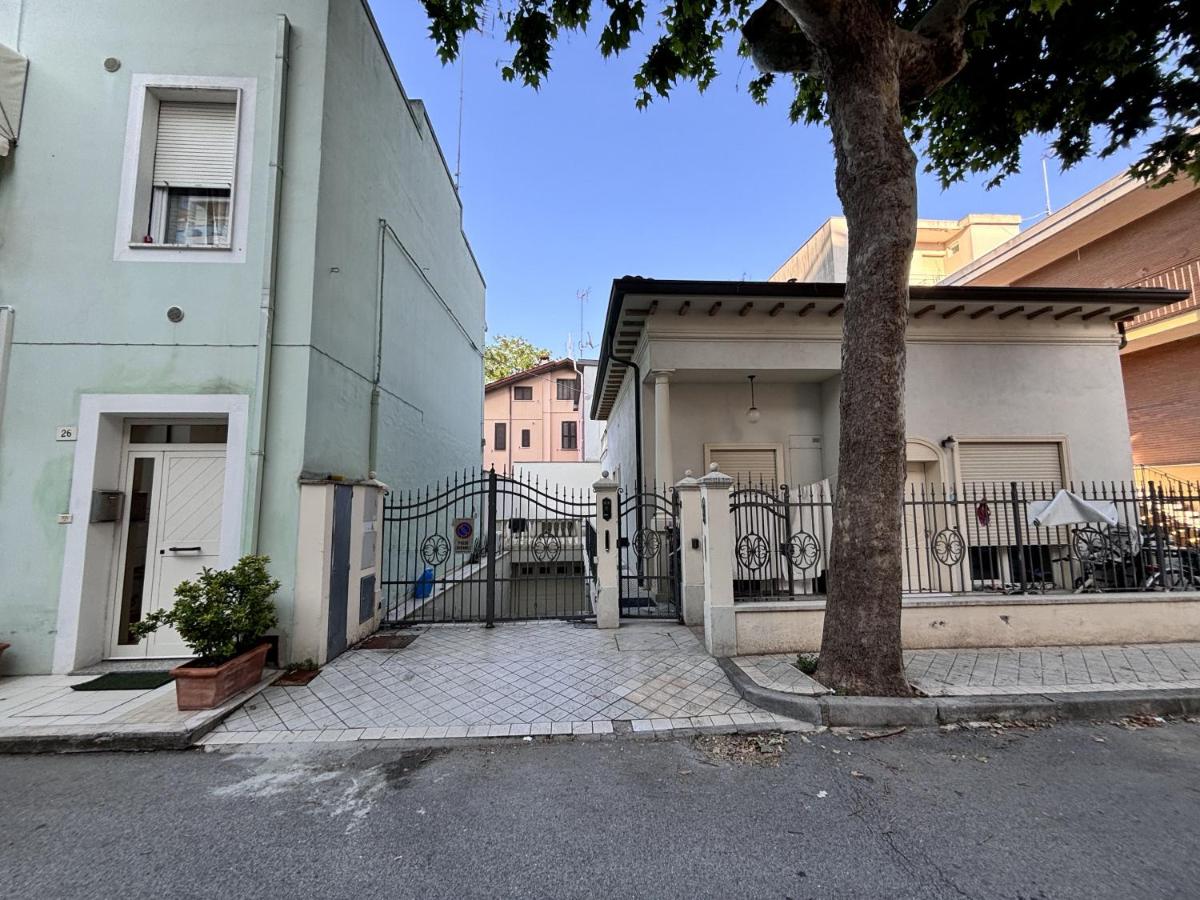 Cattolica Urban Beach Apartment - Il Lupo Affitta - B&B Cattolica