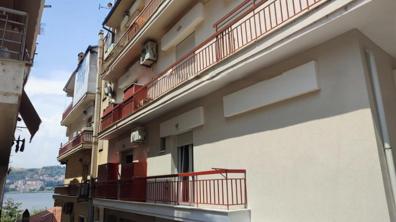 Central Kastoria House One Δίχωρο Διαμέρισμα - B&B