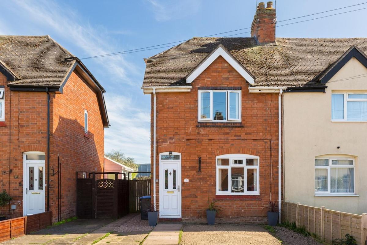 3-Bedroom Home in Stratford - B&B