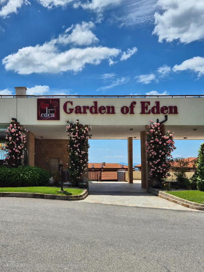 Апартамент Ния, Райска градина / Garden of Eden - B&B Sveti Vlas