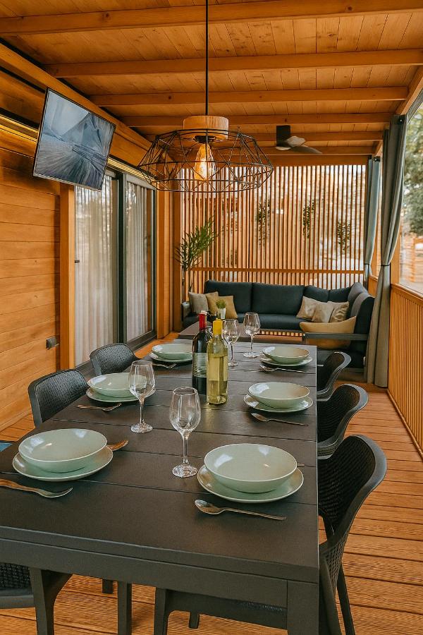 Mobile Home Cabana, Beach Soline, Biograd na Moru - Bed and Breakfast Biograd na Moru