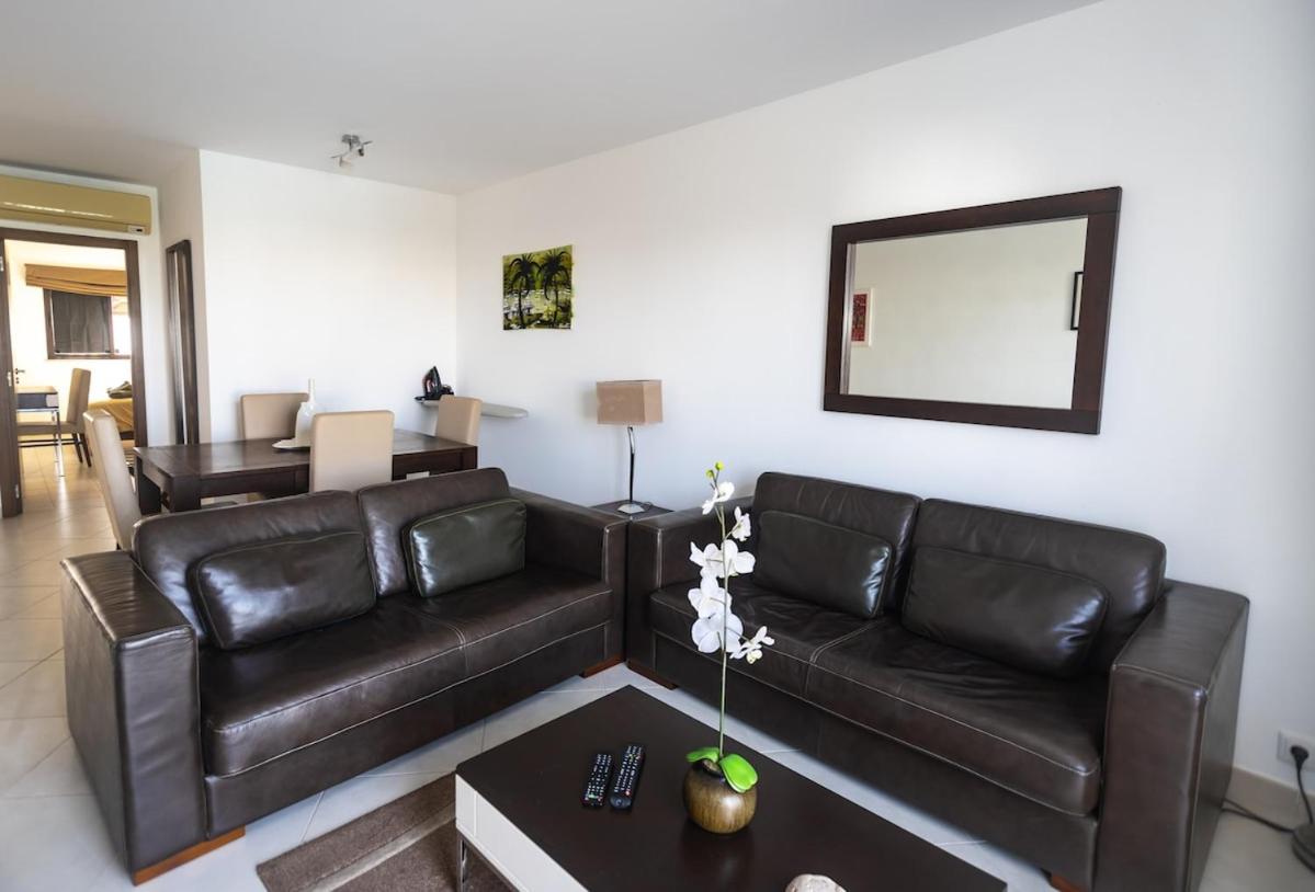 2-bedroom duplex - Terrace and Pool - B&B