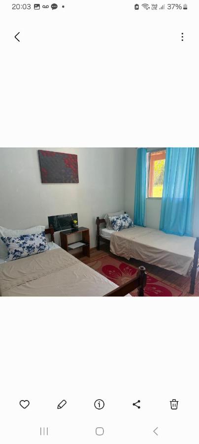 Chambre Triple Économique avec Salle de Bains Commune