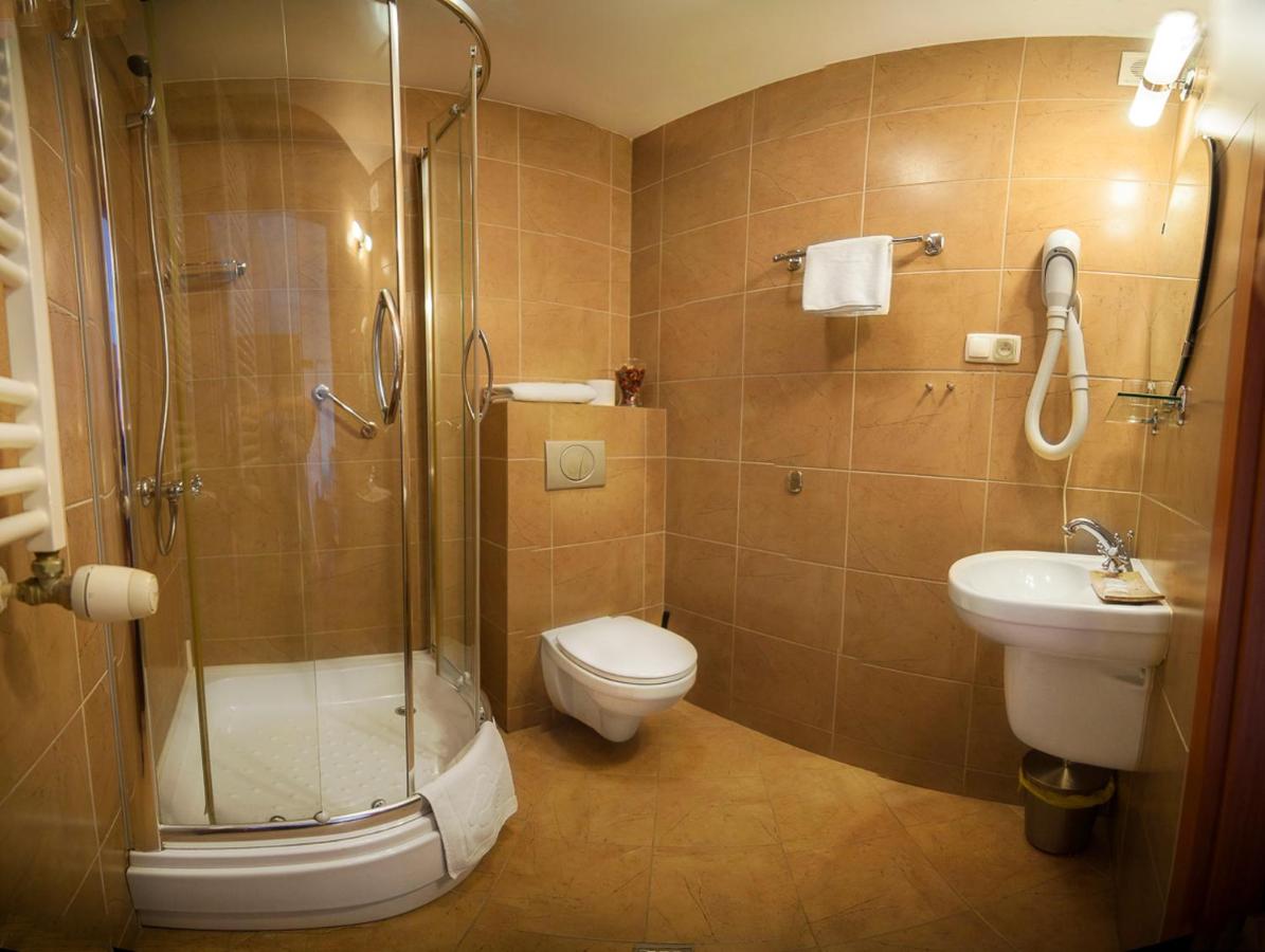 Standard Einzelzimmer mit Dusche