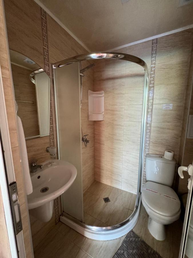 Quadruple Room with Terrace
