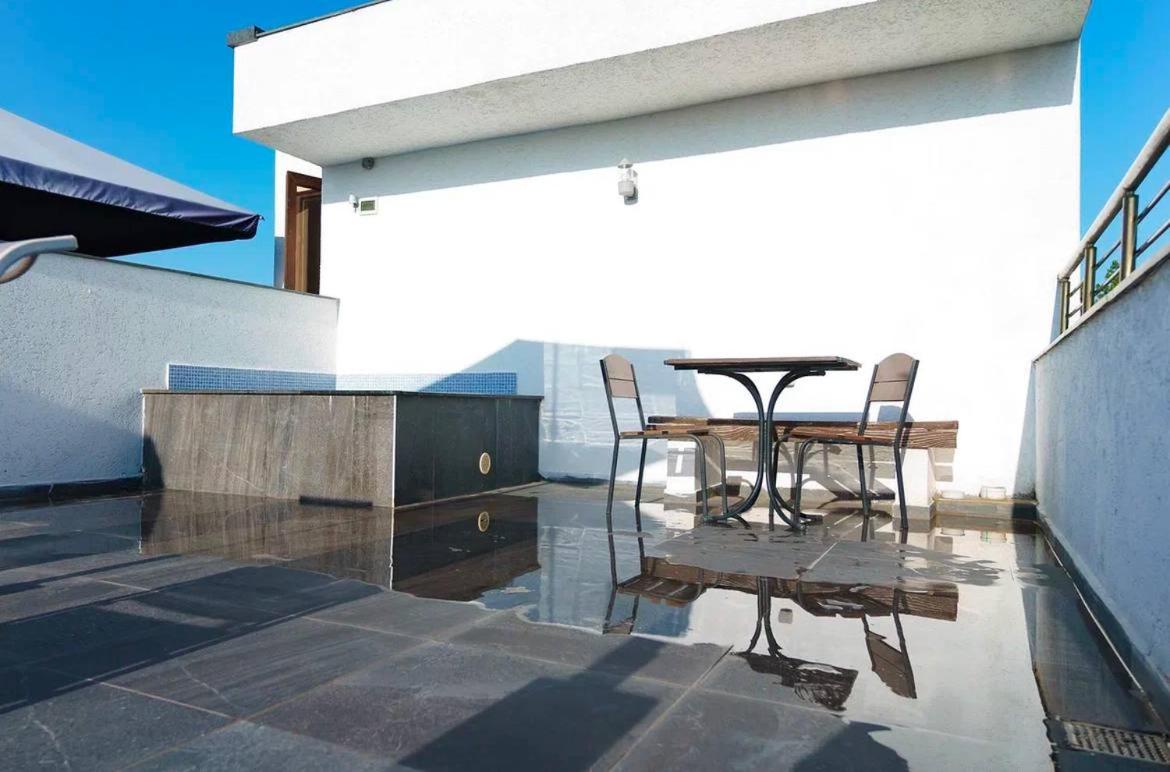 Appartement 2 Chambres avec Piscine Privée