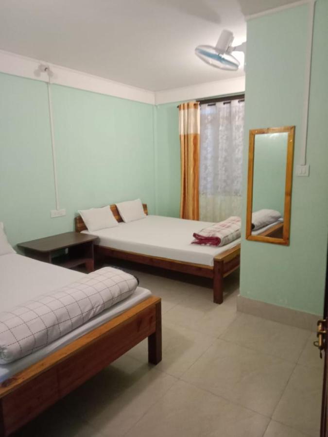 Arara in - Ferienwohnung Cherrapunjee