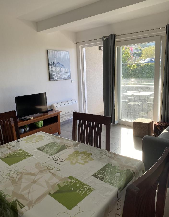 Apartments Lora 2 - B&B Dolići