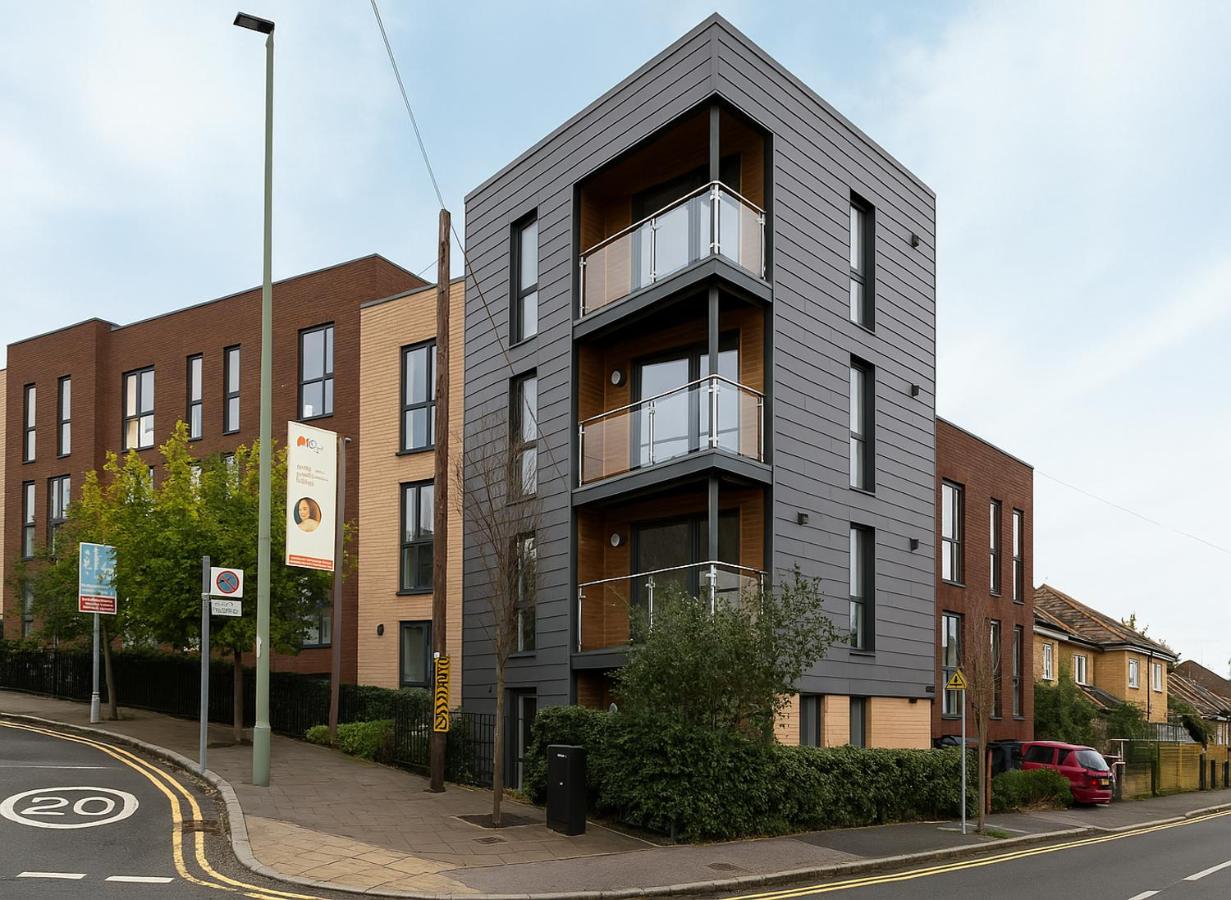 Modern Apartment in Colindale - B&B