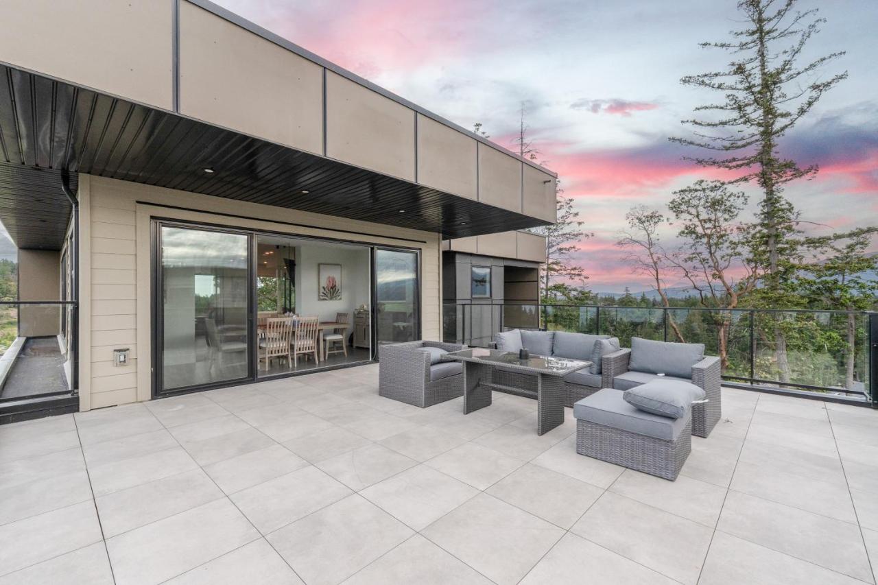 Elegant Retreat in Nanaimo with Style & Comfort - Bed and Breakfast Nanaimo