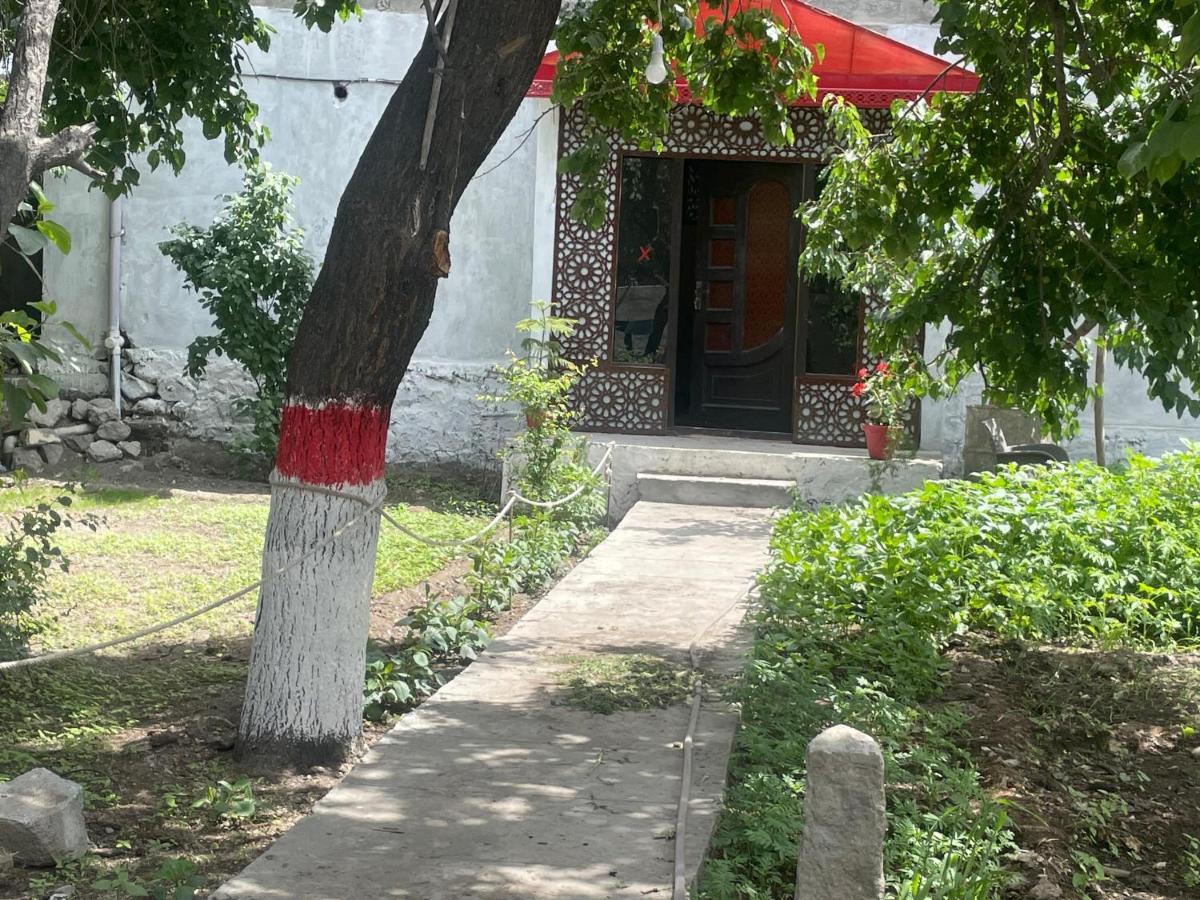 Istanbul Guest House Skardu - Ferienwohnung Skardu