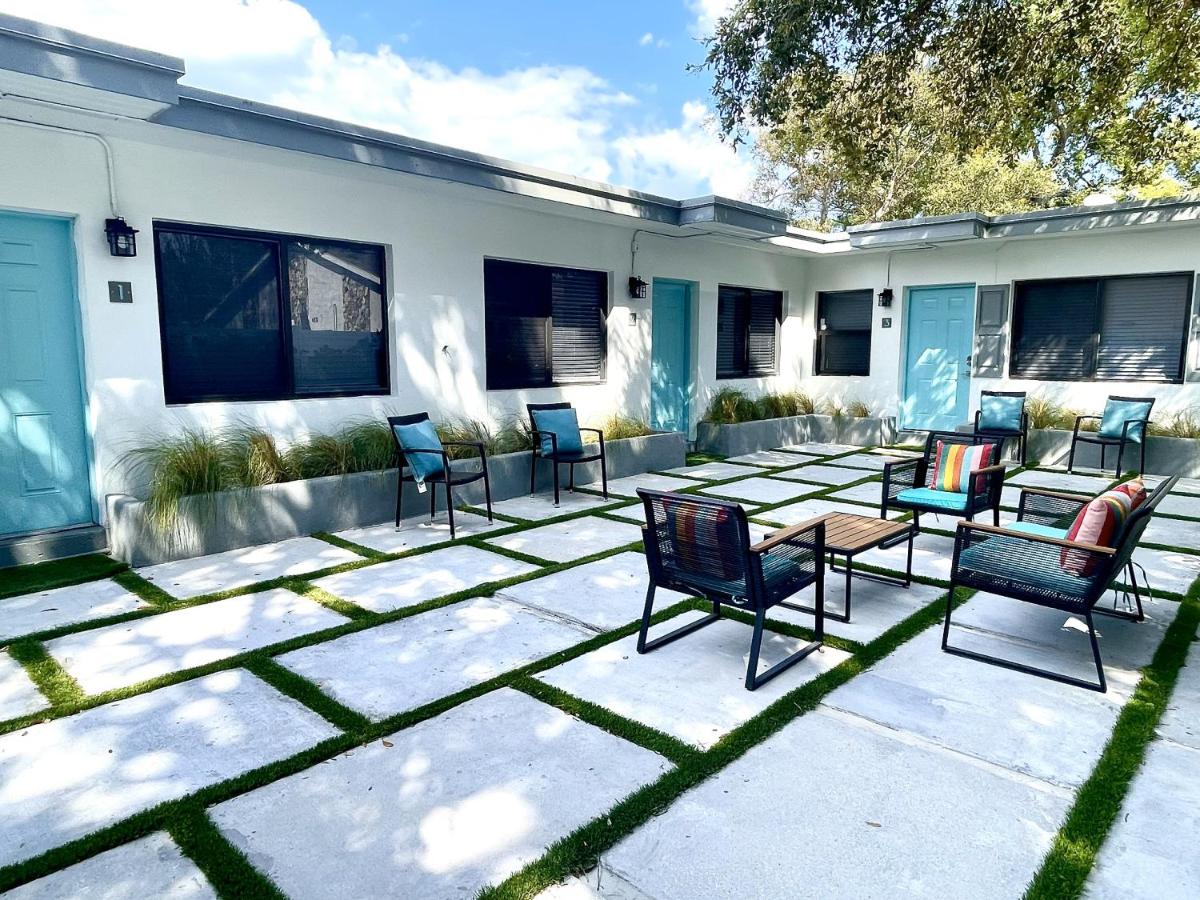 Aqua Oasis - B&B Lake Worth Beach