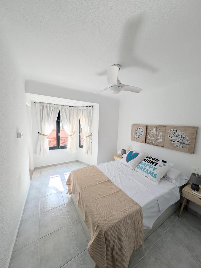 Apartamento de 1 Dormitorio con balcón y vistas a la ciudad