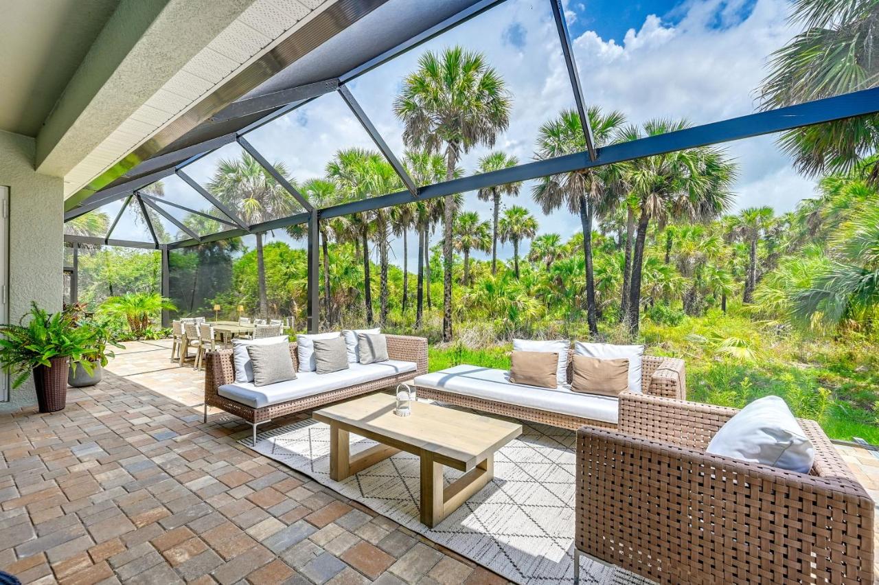 Outdoor Oasis: Upscale Hideaway in Naples! - Chambres d'hôtes Naples