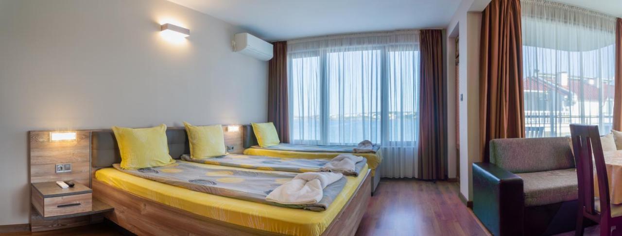 Triple Room with Sea View