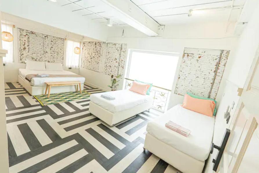 One-bedroom Loft Apartment 