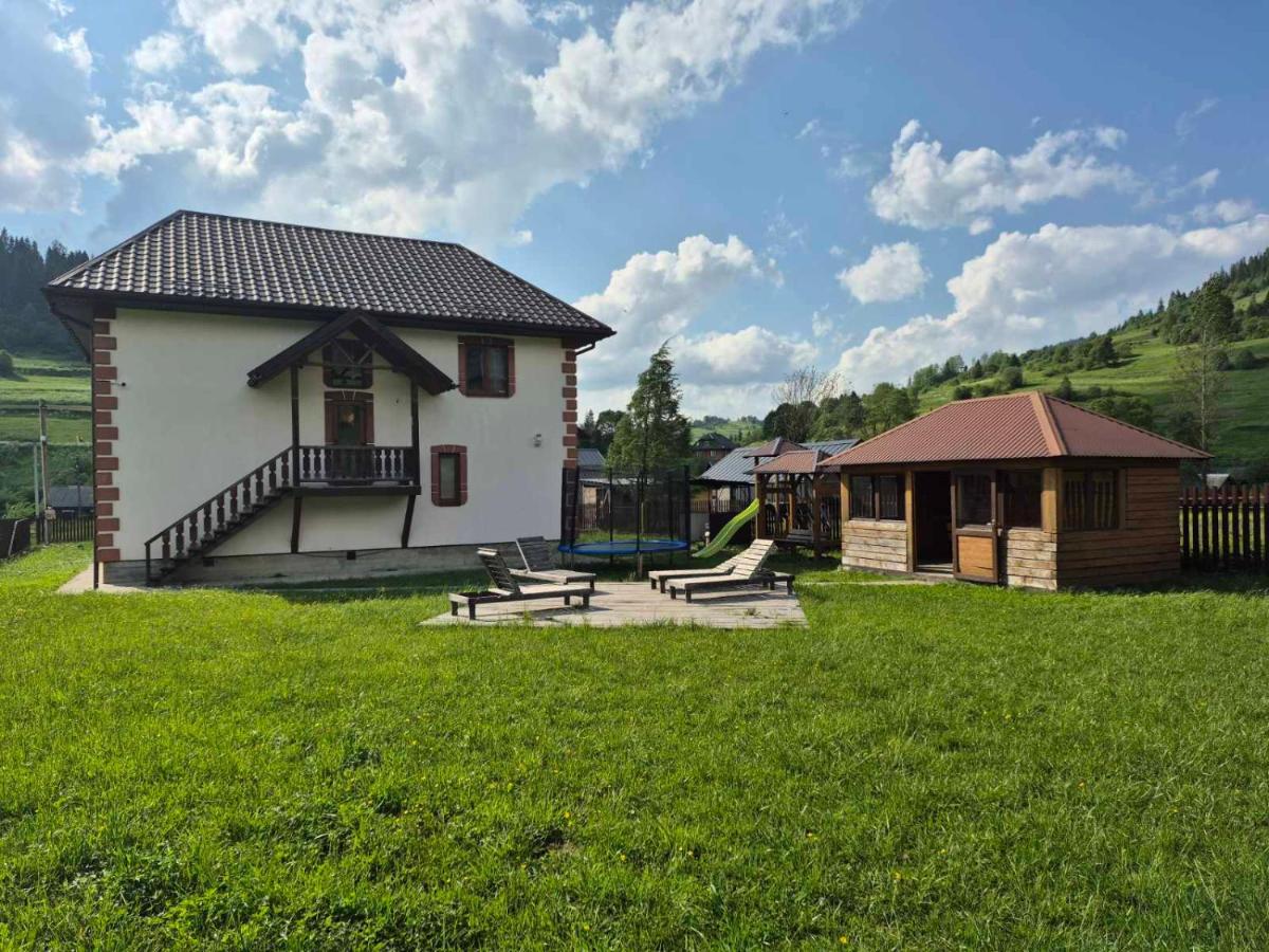 Гірська Домівка - B&B
