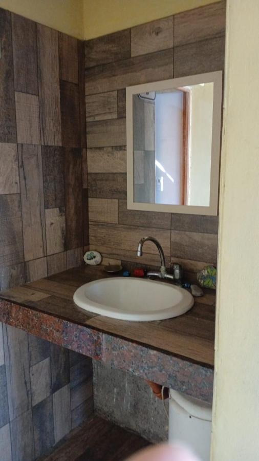 Habitación Doble con baño compartido - 2 camas