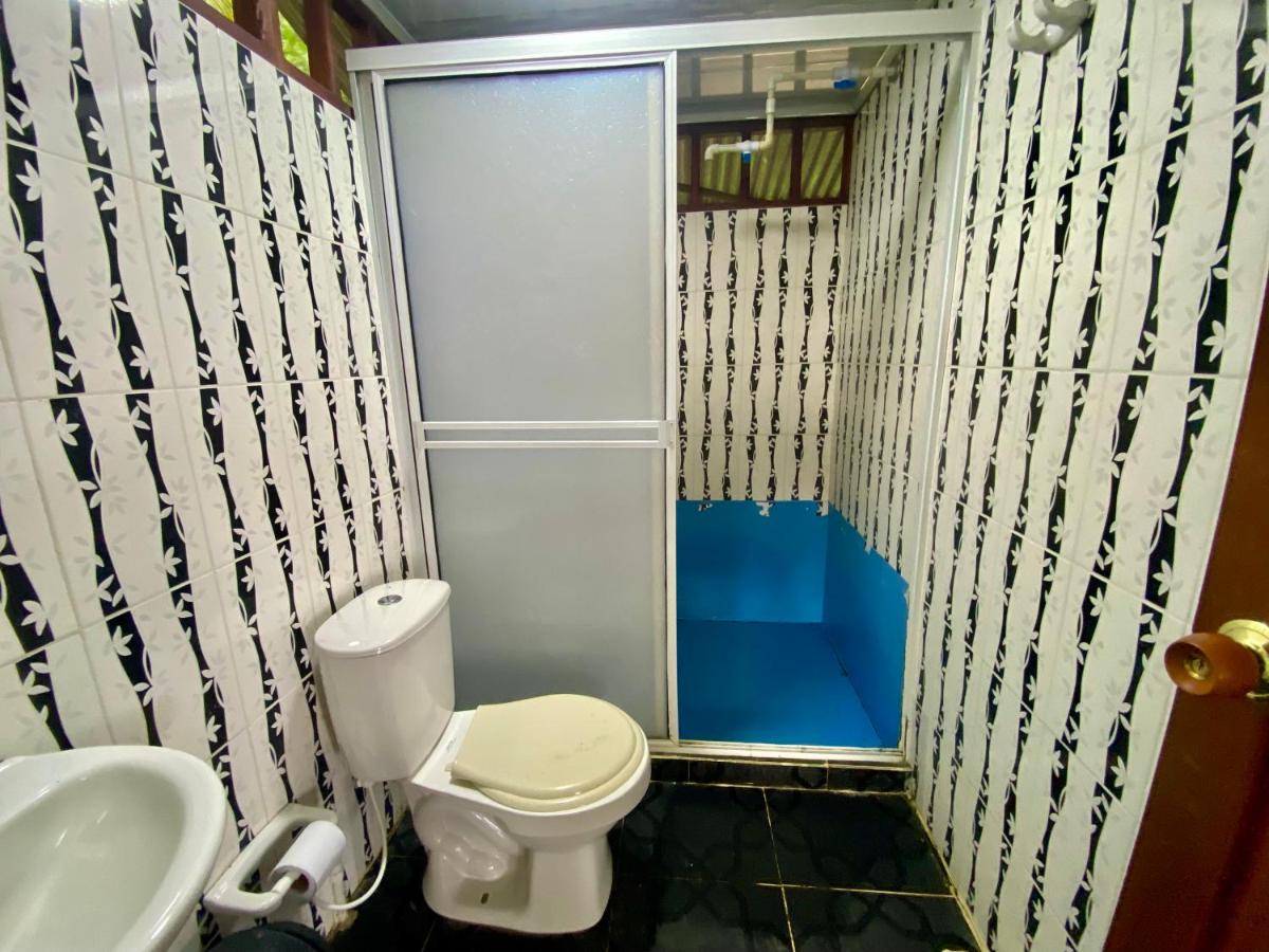 Twin Room with Private External Bathroom
