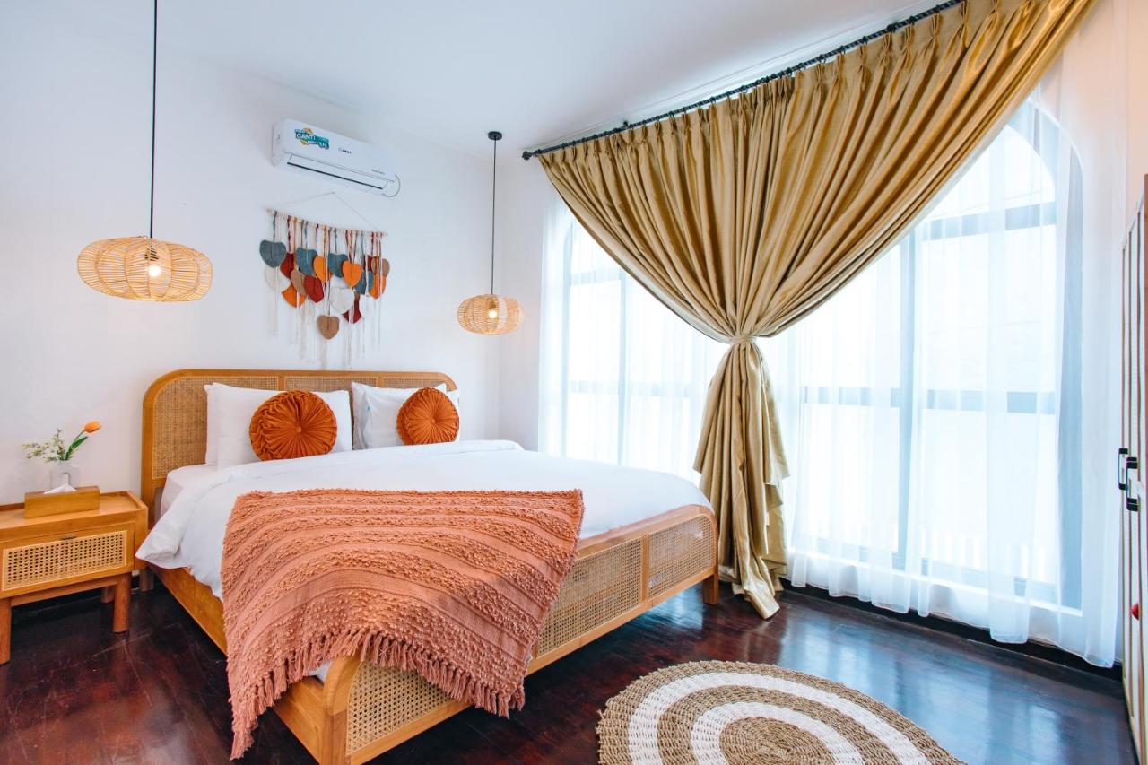 Casa Yo-Na Seminyak - Bed and Breakfast Seminyak