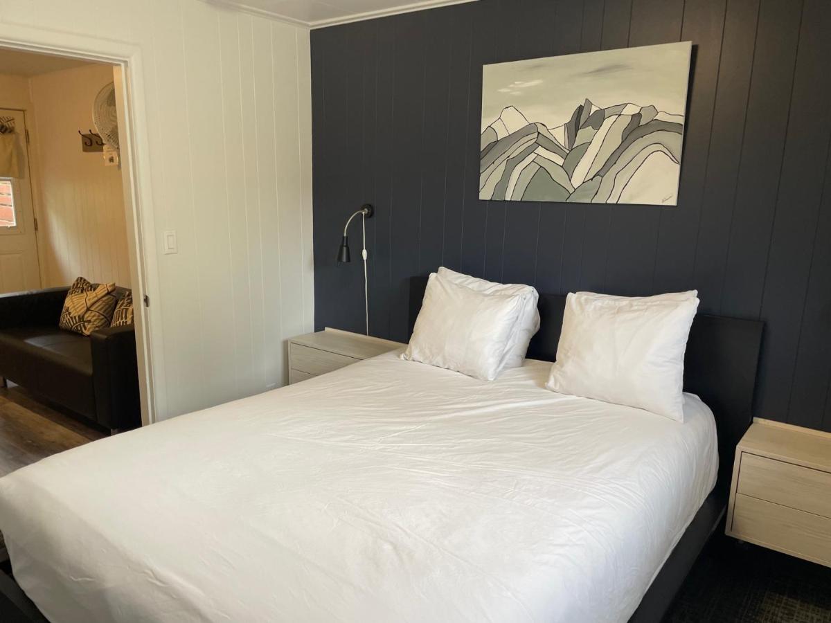 Suite Queen con 1 Camera da Letto e Cucina 