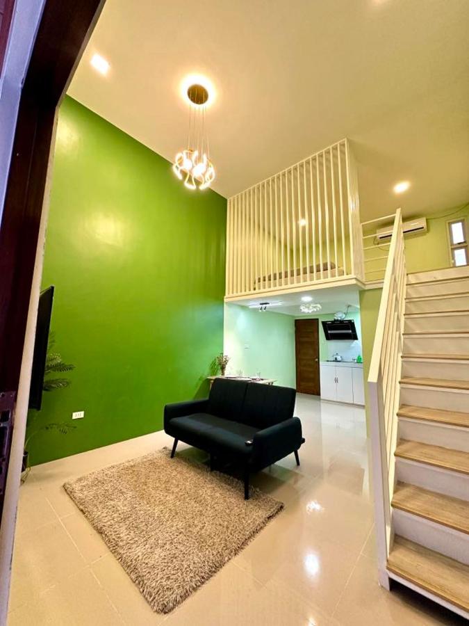 Dolack Loft Stay Gensan - Bed and Breakfast General Santos