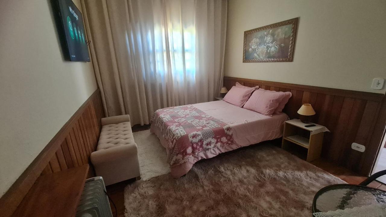 Casa Melmel aconchegante e espaçosa próxima ao centro comercial de Campos do jordão - Ferienwohnung Campos do Jordão