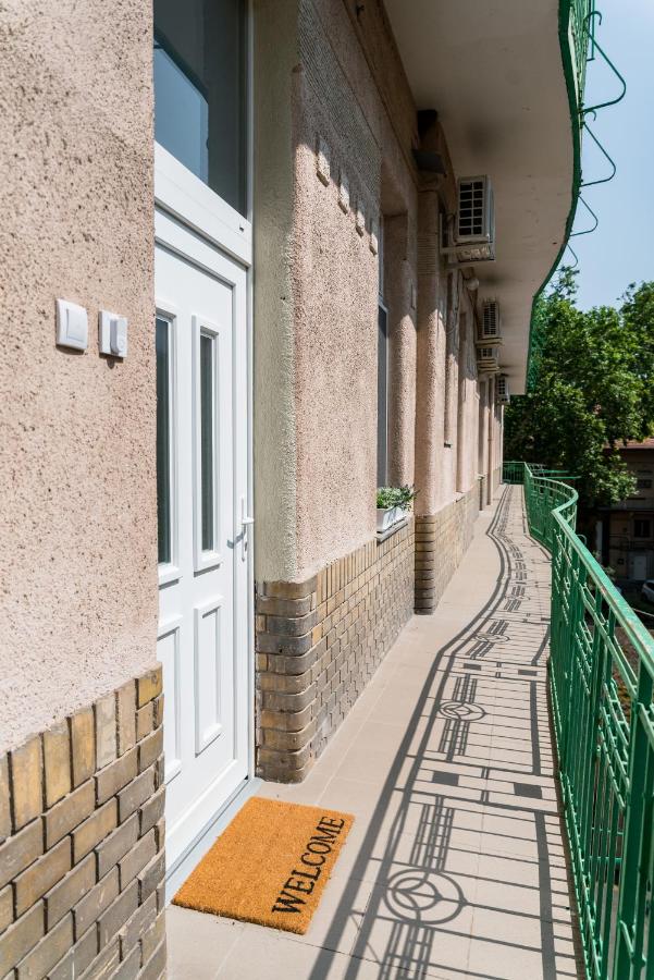 Feketesas Apartman - Bed and Breakfast Szeged