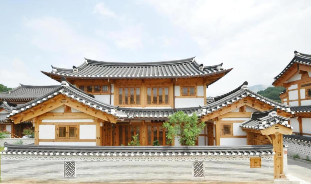 Chaehyodang Hanok Stay - B&B