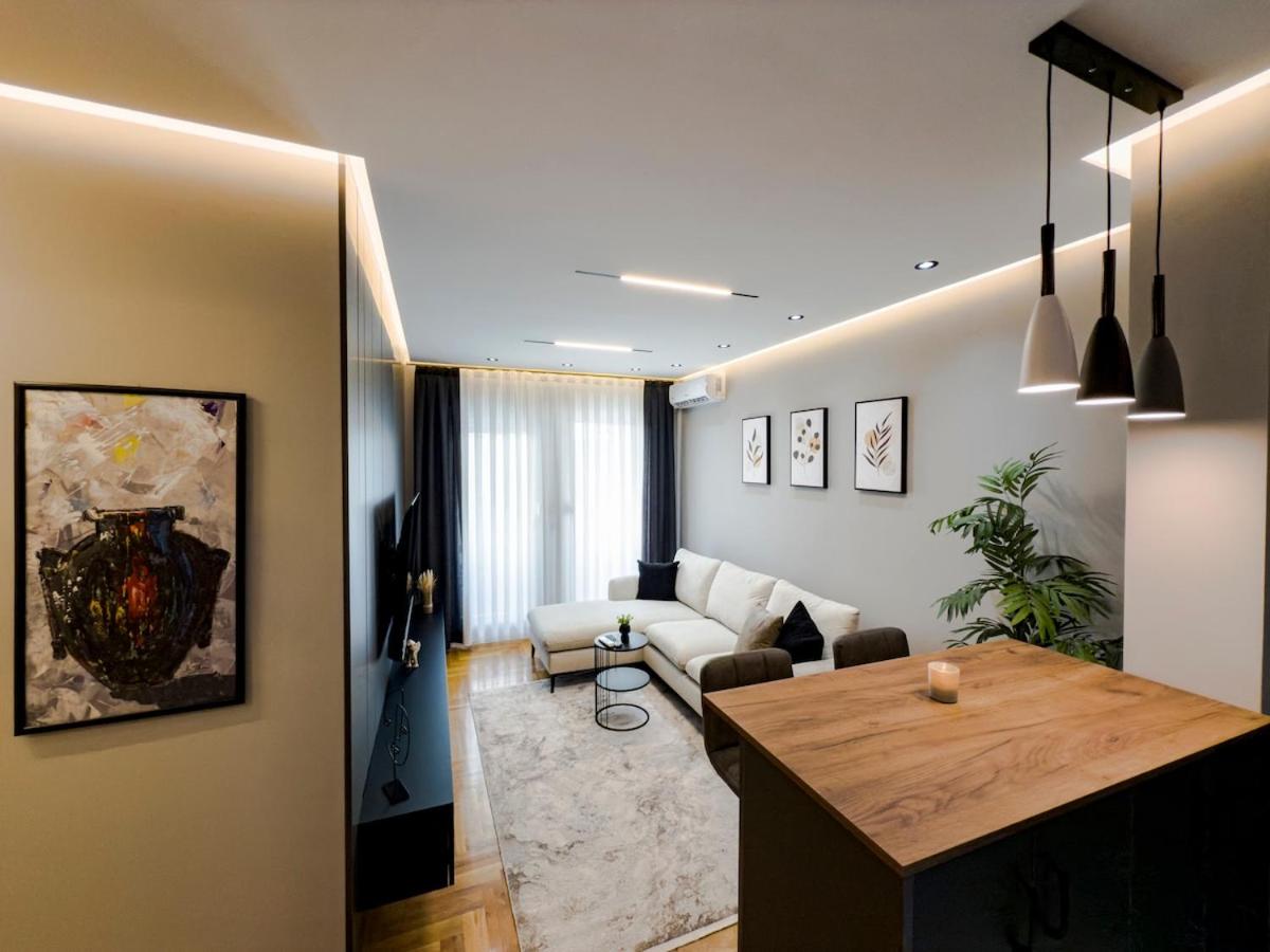 Ginos Apartments - B&B