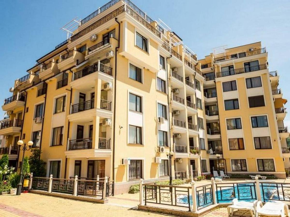 Dom-El Real Apartments in Raduga Complex - B&B Saint Vlas