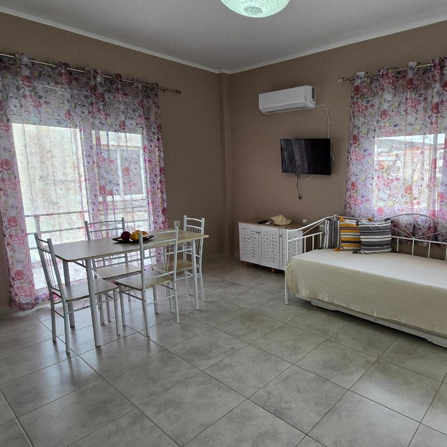 Vasilikis Place - B&B