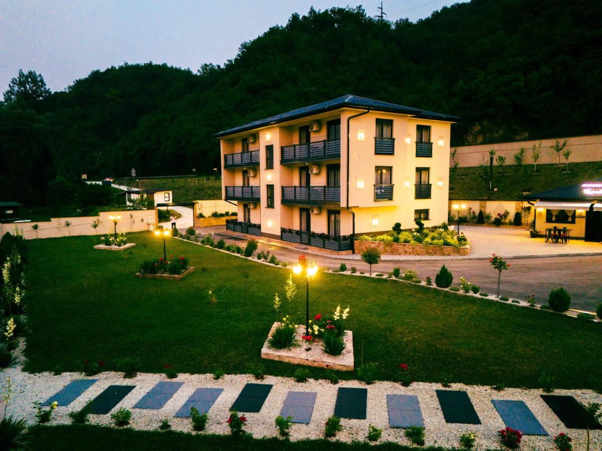 Hotel Alibabin Raj - B&B Konjic