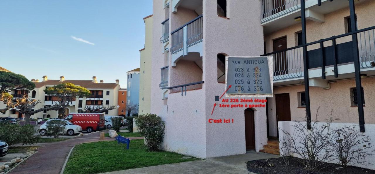 Appartement climatisé avec piscine, magnifique vue mer, lac et le Pic le Canigõ ! - B&B Le Barcarès