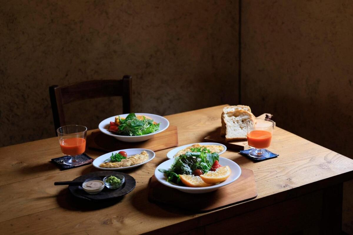 Private Forest Cottage for Two, Organic Lifestyle - B&B Bungo-ōno